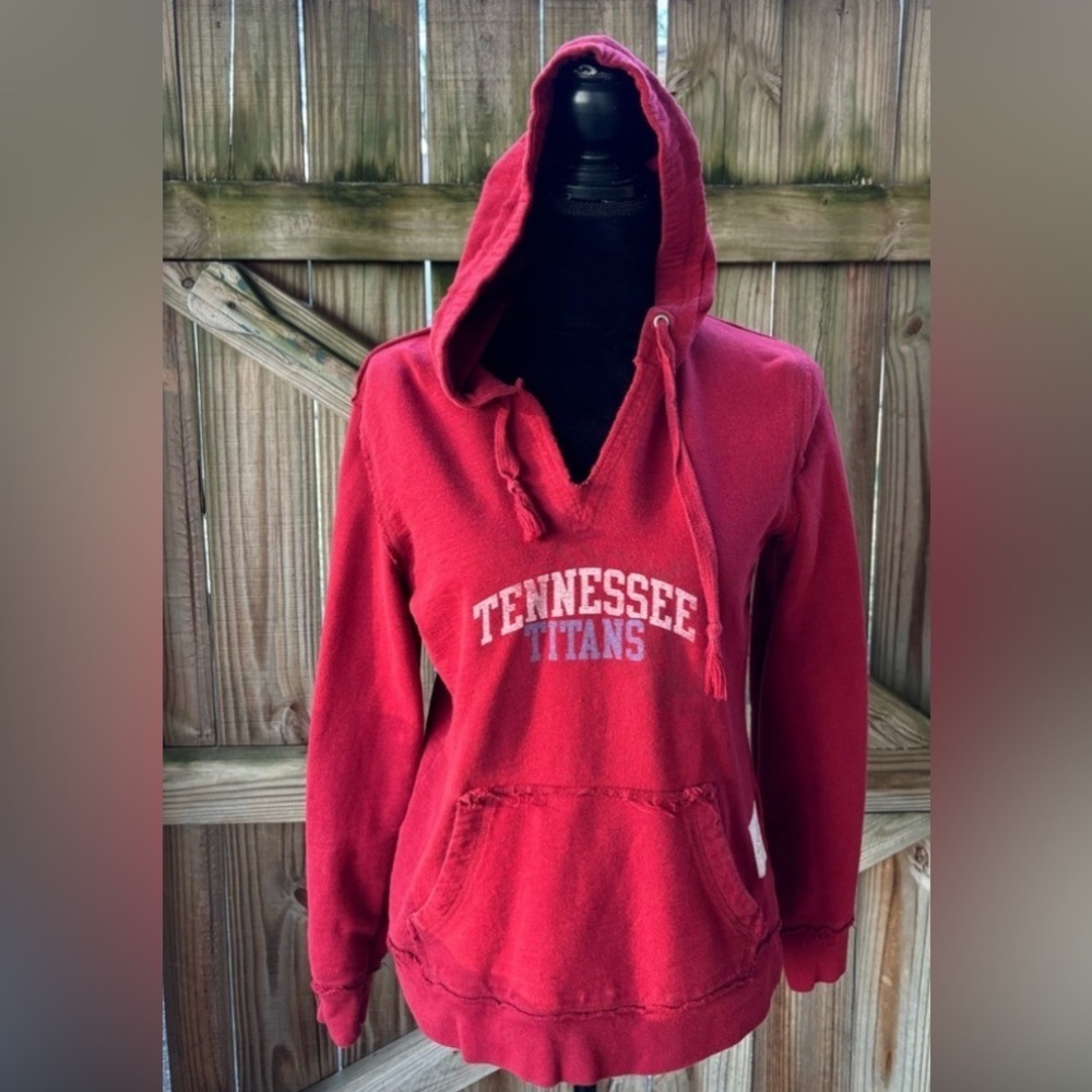 Tennessee Titans Red Long Sleeve Pullover Sweatshirt Hoodie Size M